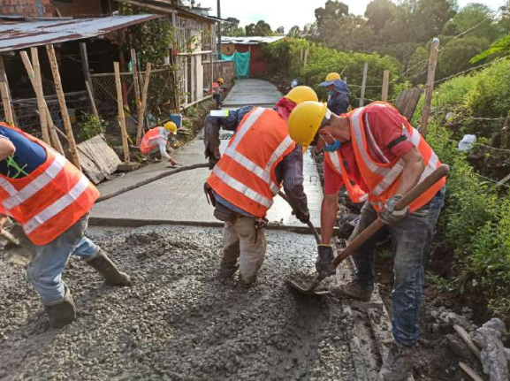 PAVIMENTACION VIAS URBANAS